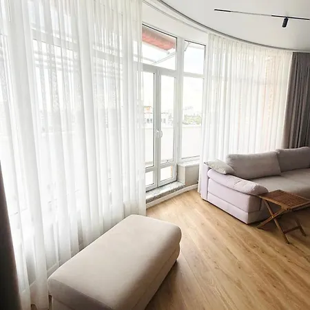 в центрі міста з видом на море, парк шевченко, ланжерон, луна-парк Apartman Odessza