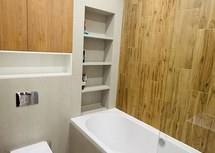 в центрі міста з видом на море, парк шевченко, ланжерон, луна-парк Apartman *